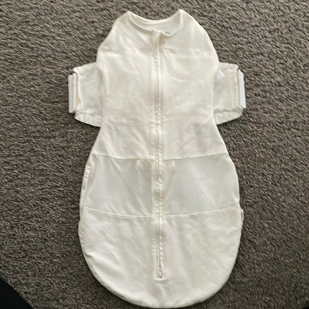 Happiest baby (Snoo) sleep sack